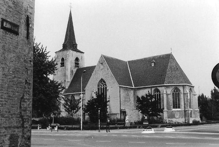 Hove: Sint-Laurentiuskerk (ca. 1982)