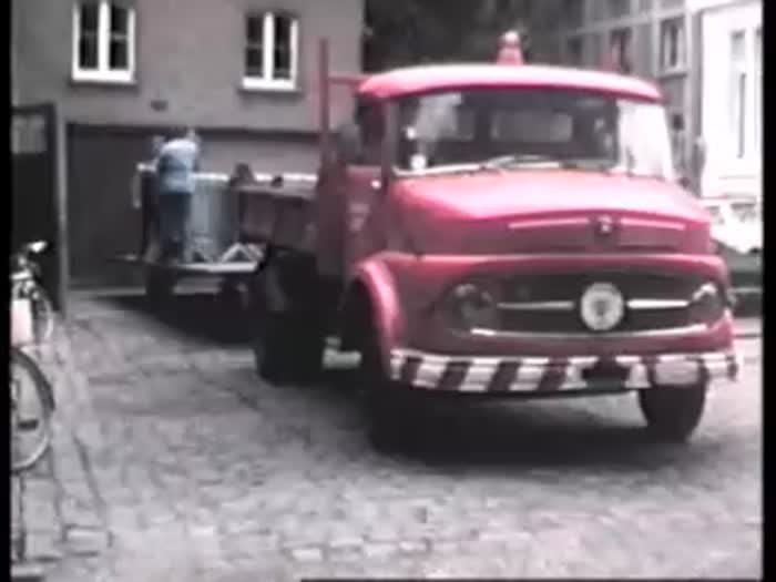 Lint: aankoop aanhangwagen voor vervoer dranghekken 1980