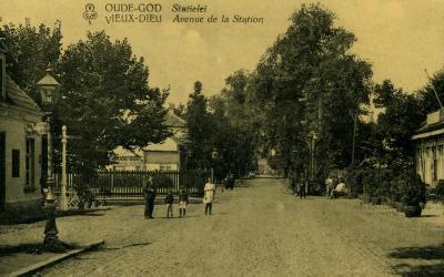 Mortsel: Oude-God Statielei - Vieux-Dieu Avenue de la Station (4)