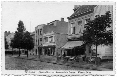Mortsel: Oude-God Statielei - Vieux-Dieu Avenue de la Station - P