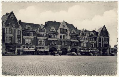 Mortsel: Gebouwencomplex Gemeenteplein ca. 1955